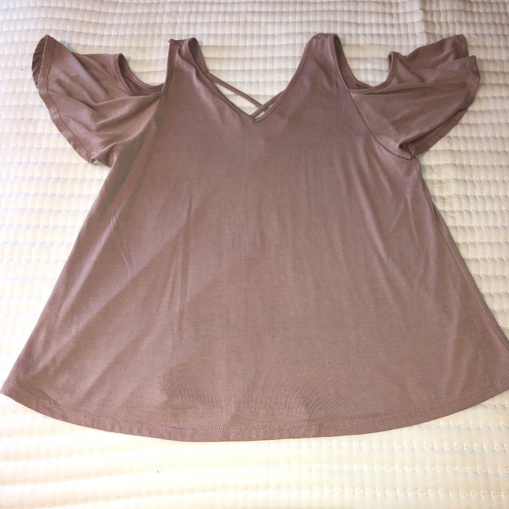 Sienna sky rose gold peak a boo shirt